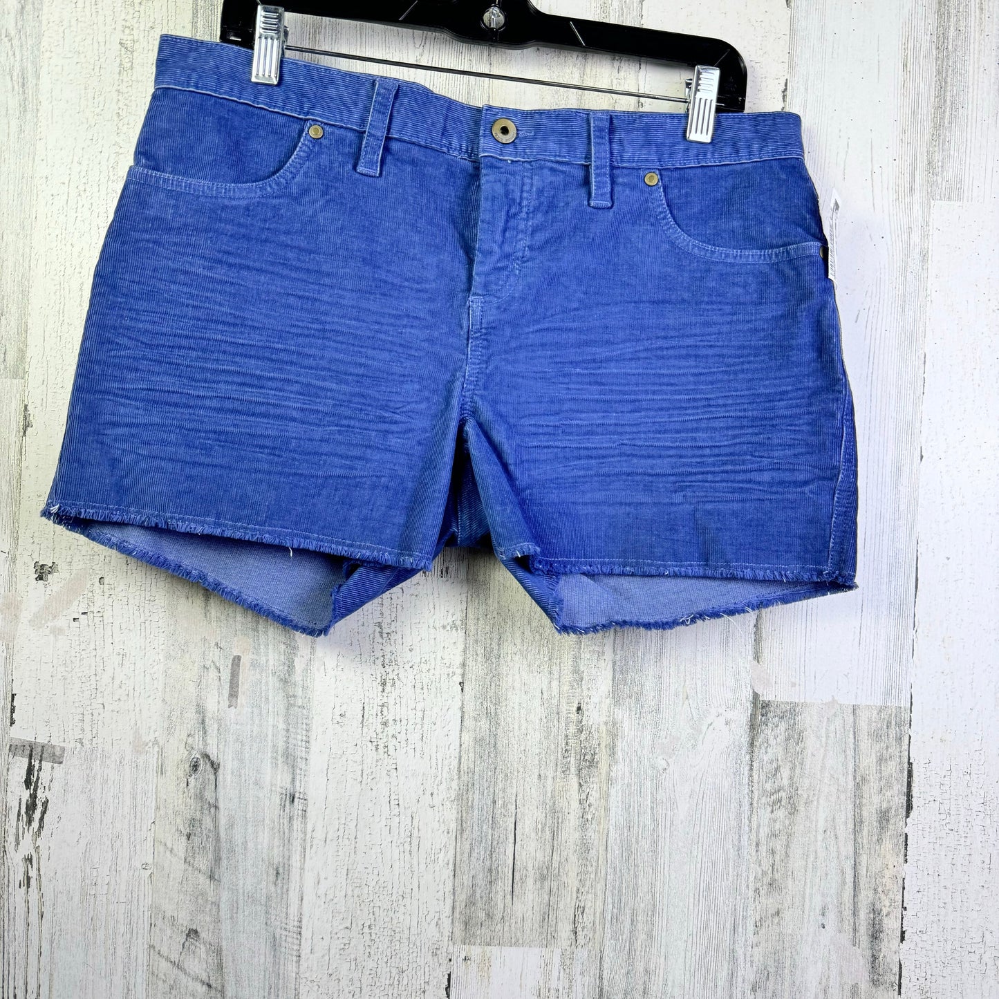 Blue Shorts Carve Designs, Size 8