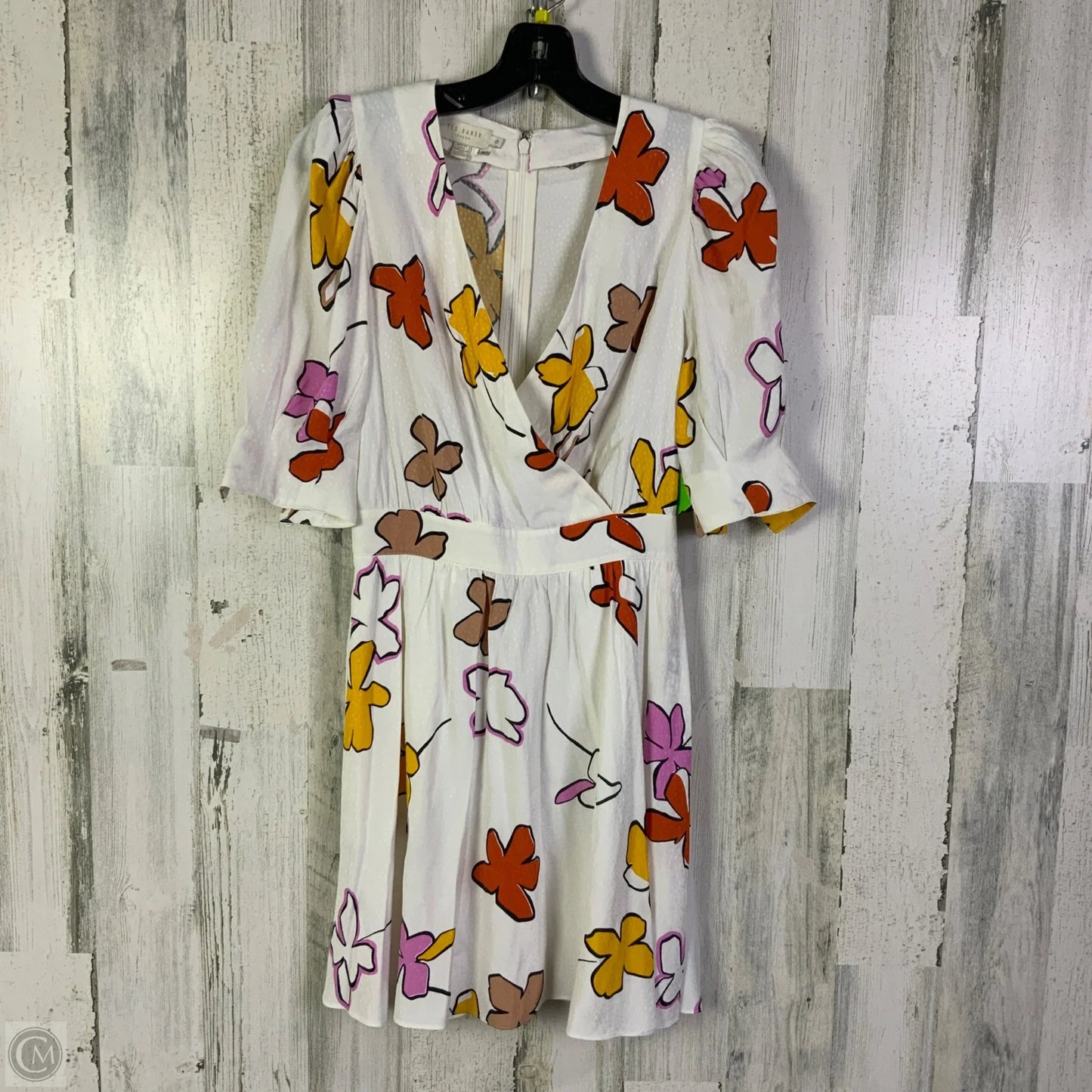 Dress Casual Short By Ted Baker In White, Size: Xs