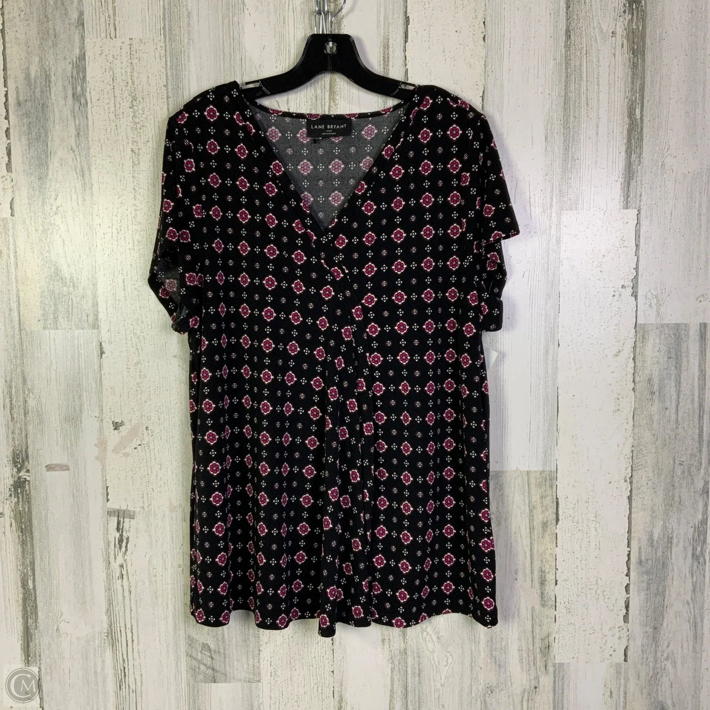 Top Short Sleeve By Lane Bryant In Black & Pink, Size: L
