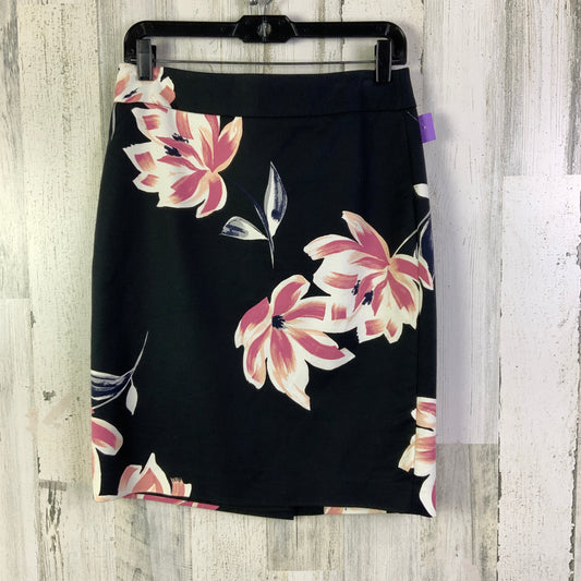 Skirt Mini & Short By Ann Taylor In Black & Pink, Size: 4