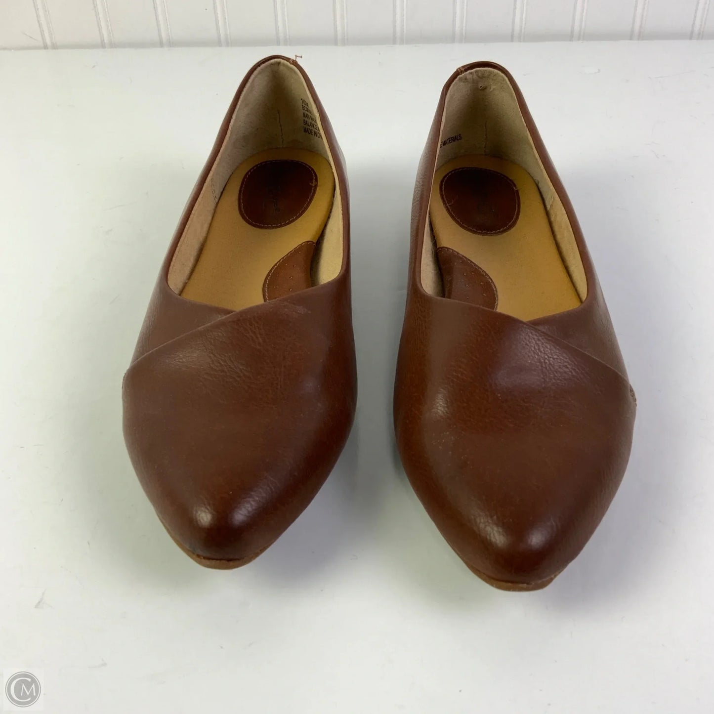 Shoes Flats By Boc In Brown, Size: 10