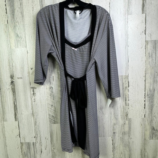 Pajamas 2pc By Clothes Mentor In Black & White, Size: S