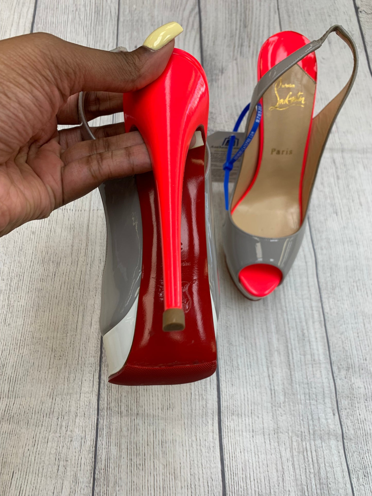 Shoes Designer By Christian Louboutin  Size: 8.5