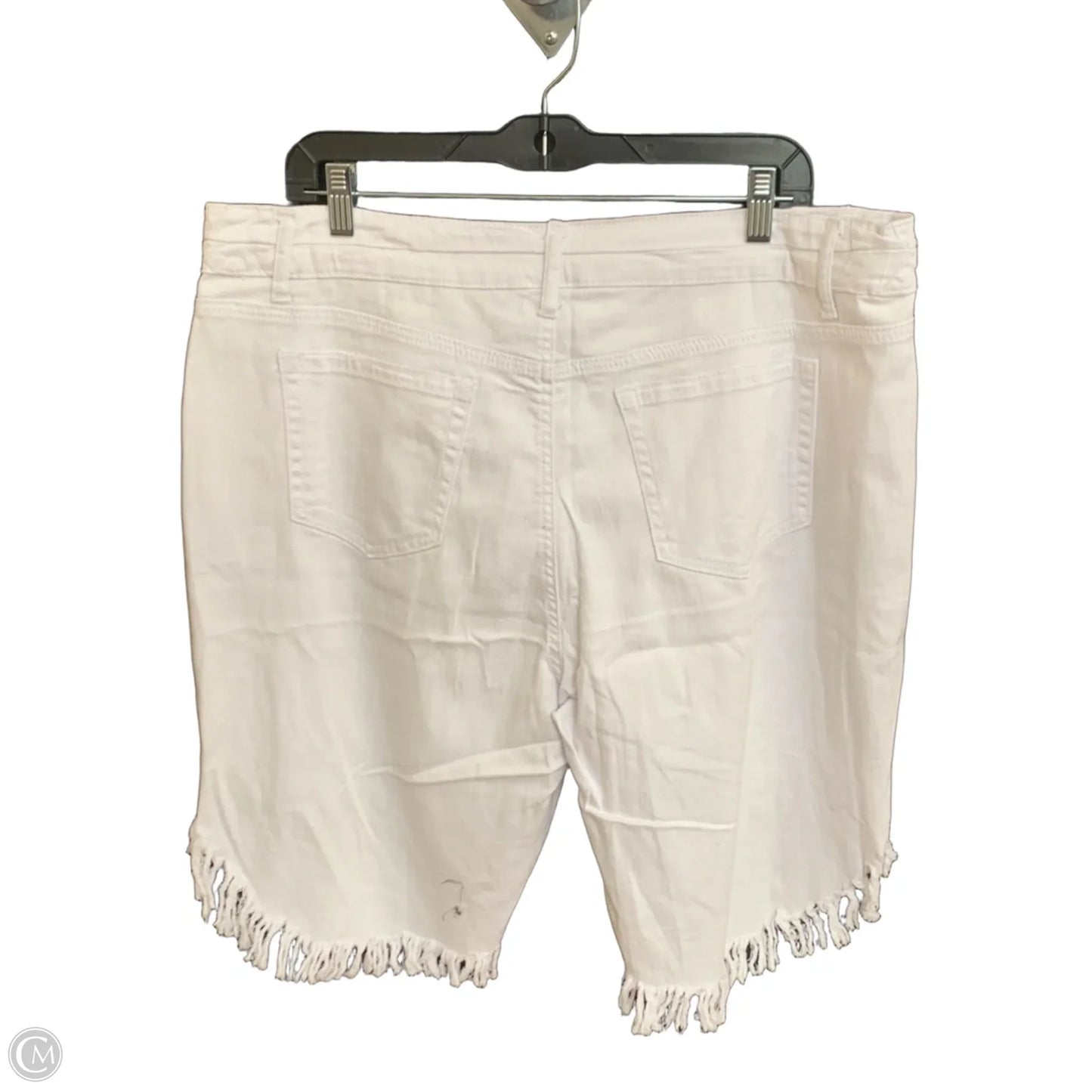 Shorts By Ashley Stewart In White, Size: 18