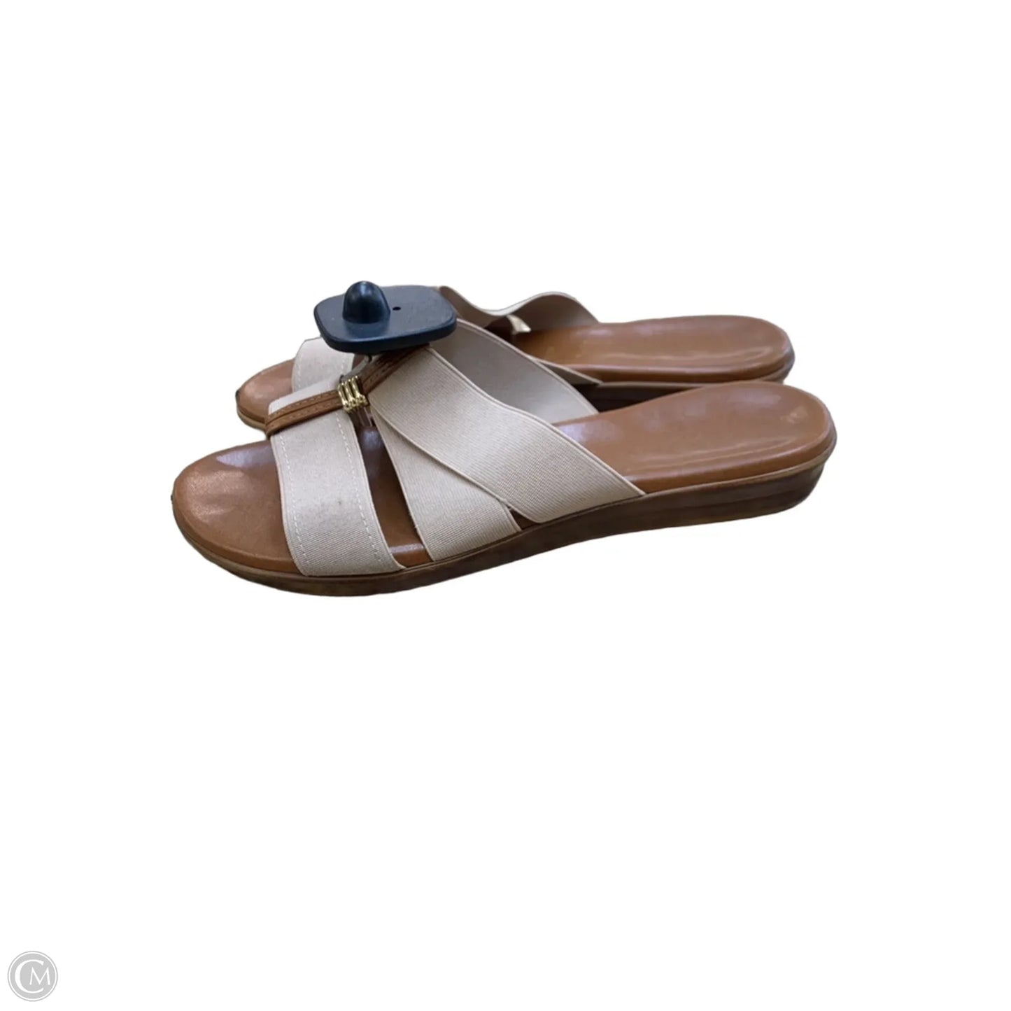 Sandals Flats By Cmf In Cream, Size: 8