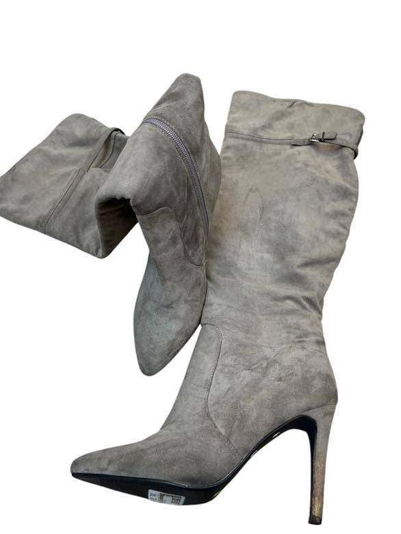 Boots Knee Heels By Chinese Laundry In Grey, Size: 8.5