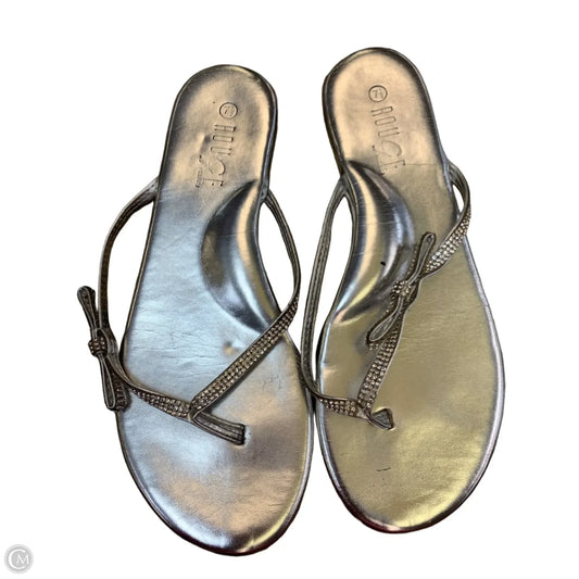 Sandals Flip Flops By Rouge In Silver, Size: 7.5