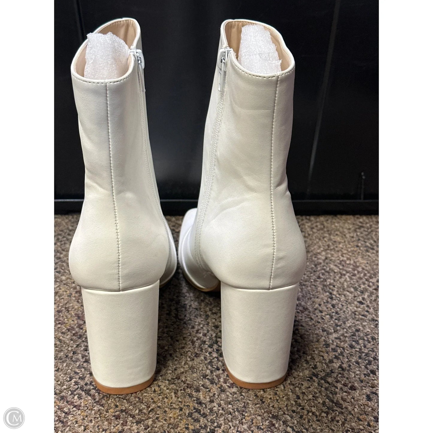 Boots Ankle Heels By Fashion Nova In White, Size: 11
