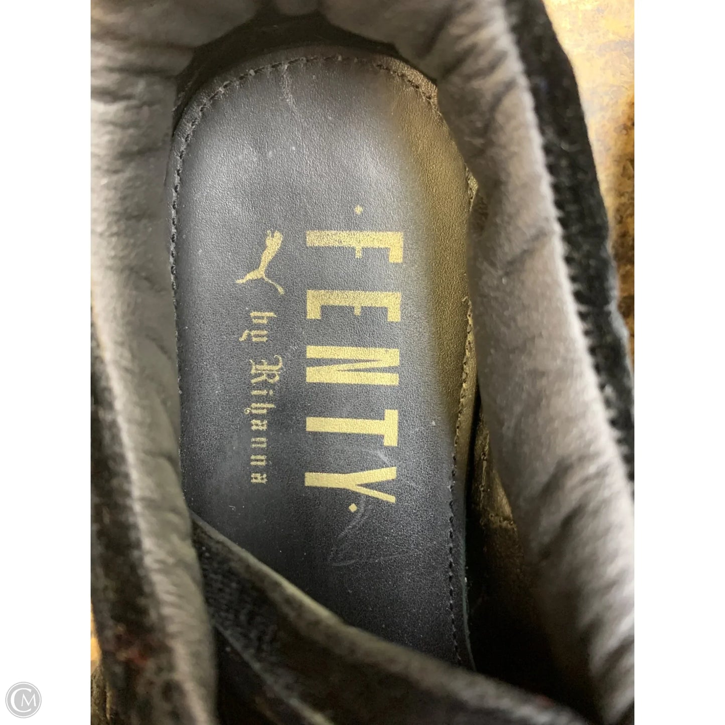 Shoes Sneakers By Puma In Black, Size: 6.5