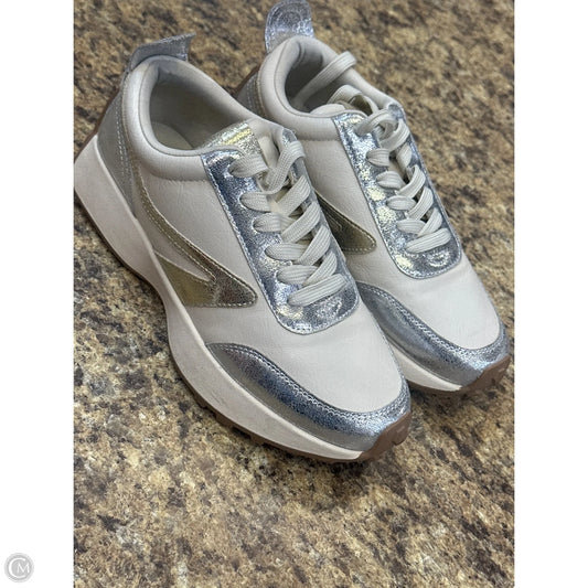 Shoes Athletic By Dolce Vita In Cream & Silver, Size: 7