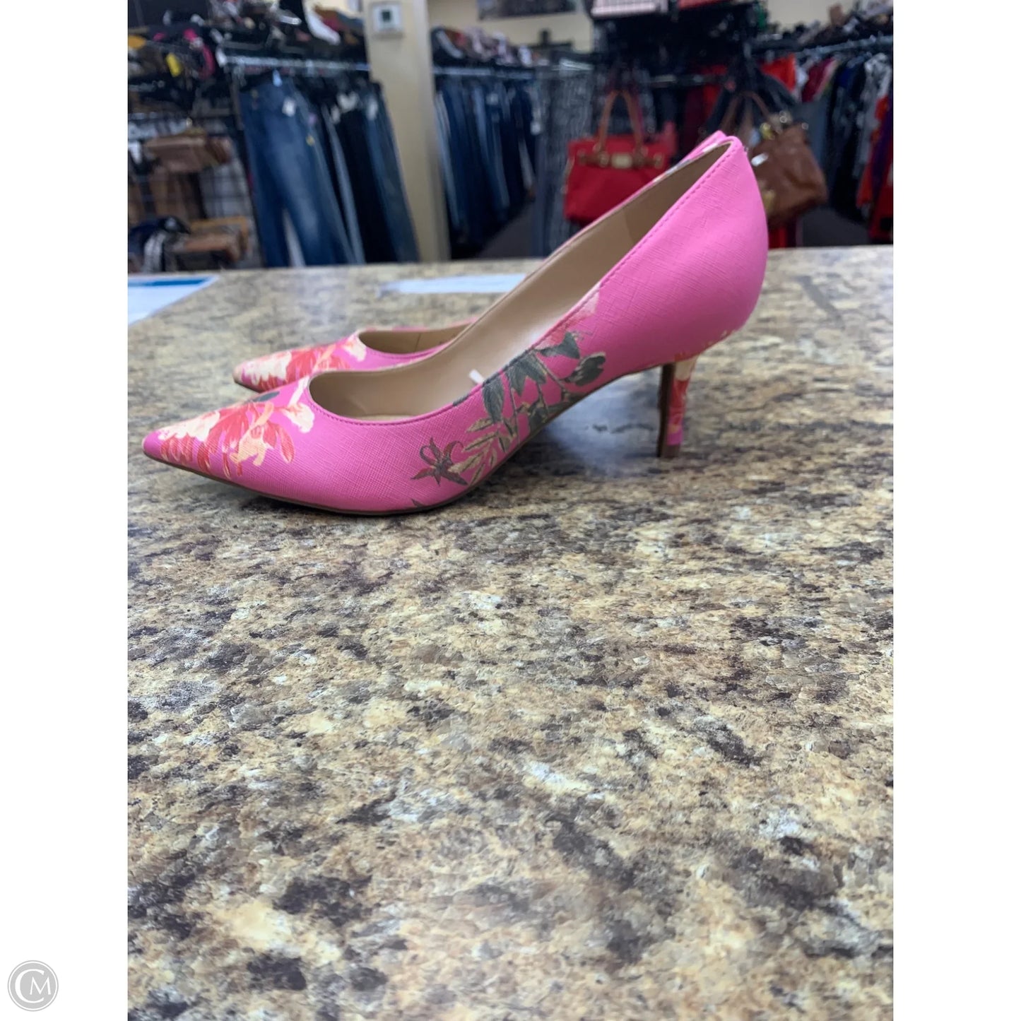 Shoes Heels Kitten By Marc Fisher In Pink, Size: 6.5