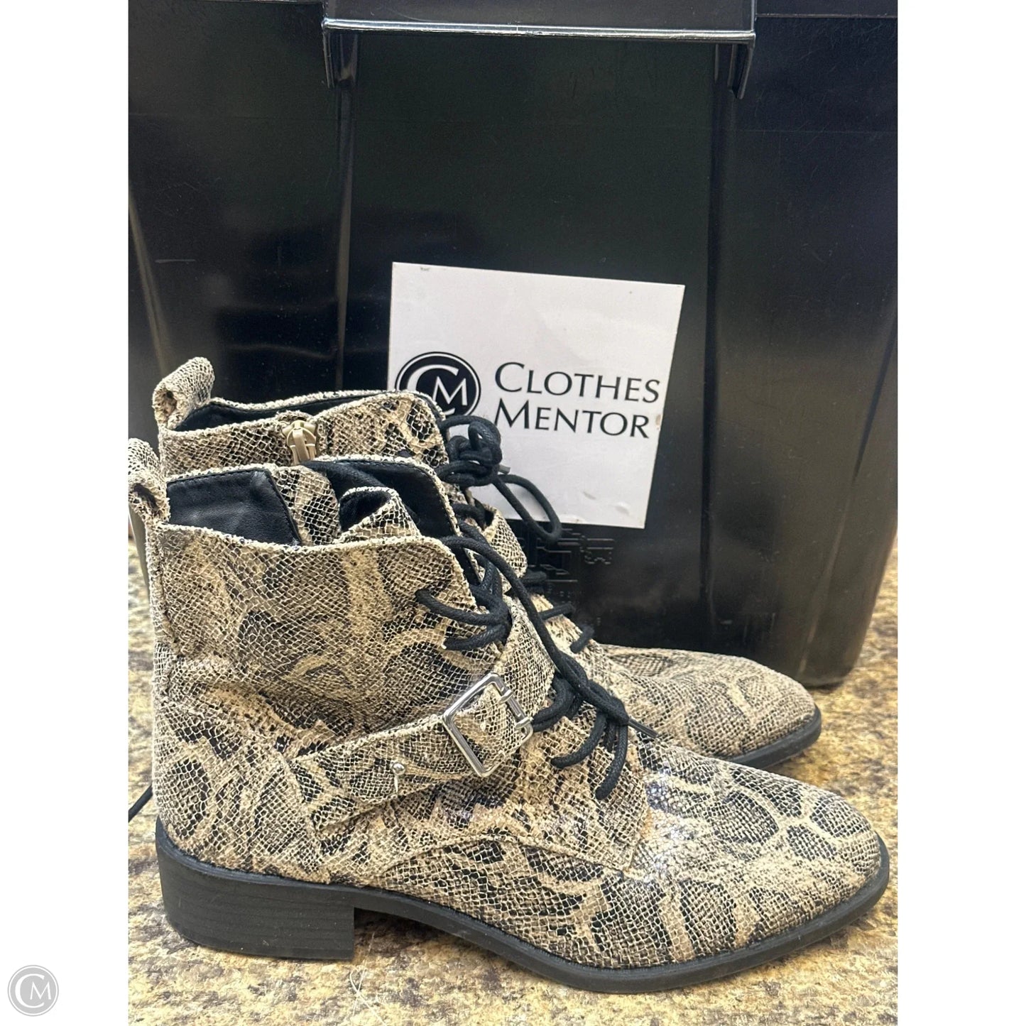 Boots Combat By Express In Snakeskin Print, Size: 8