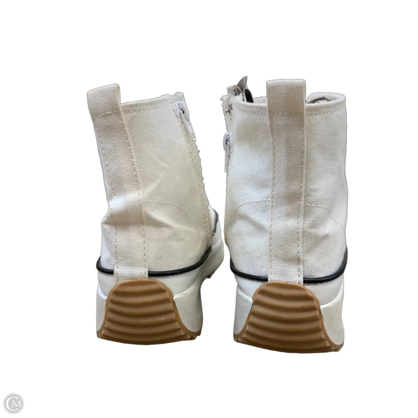 Shoes Sneakers By Cmf In White, Size: 6