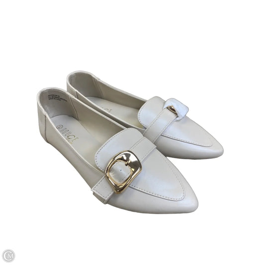 Shoes Flats By Rouge In Ivory, Size: 8.5