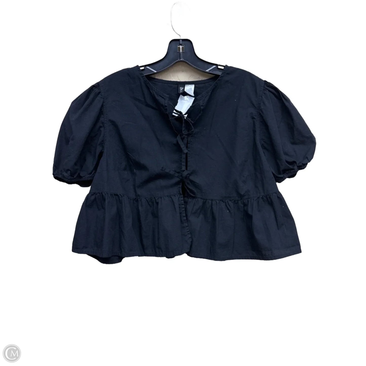 Top Short Sleeve By Divided In Black, Size: L