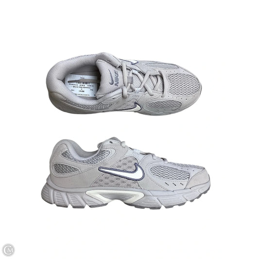 Shoes Athletic By Nike In Grey, Size: 7.5