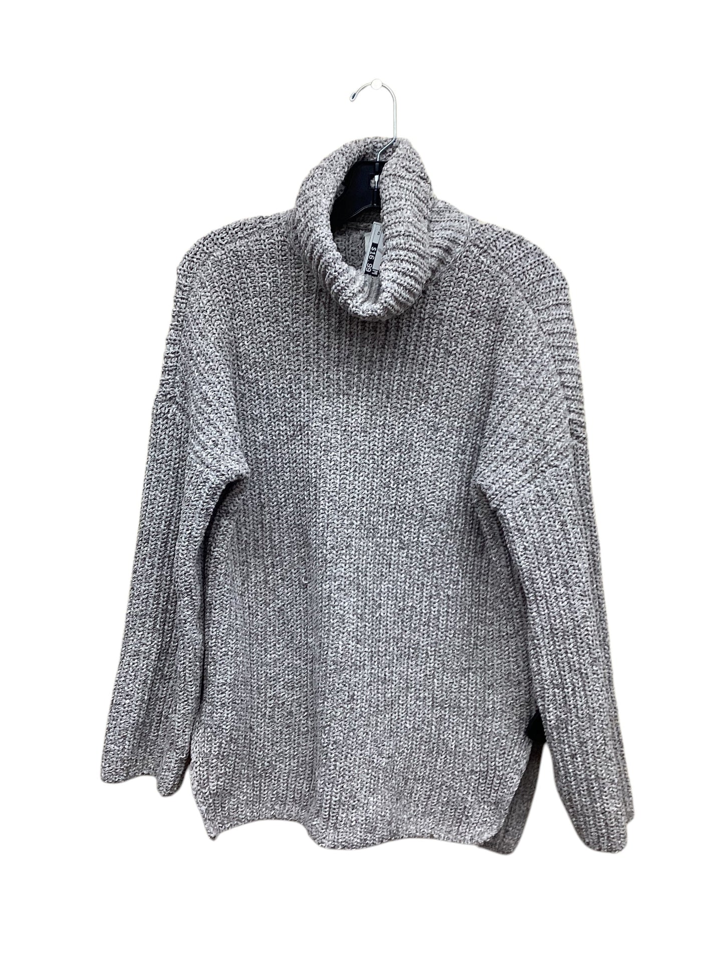 Sweater By Abercrombie And Fitch In Grey, Size: Xs