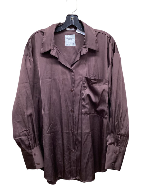 Top Long Sleeve By Abercrombie And Fitch In Brown, Size: M