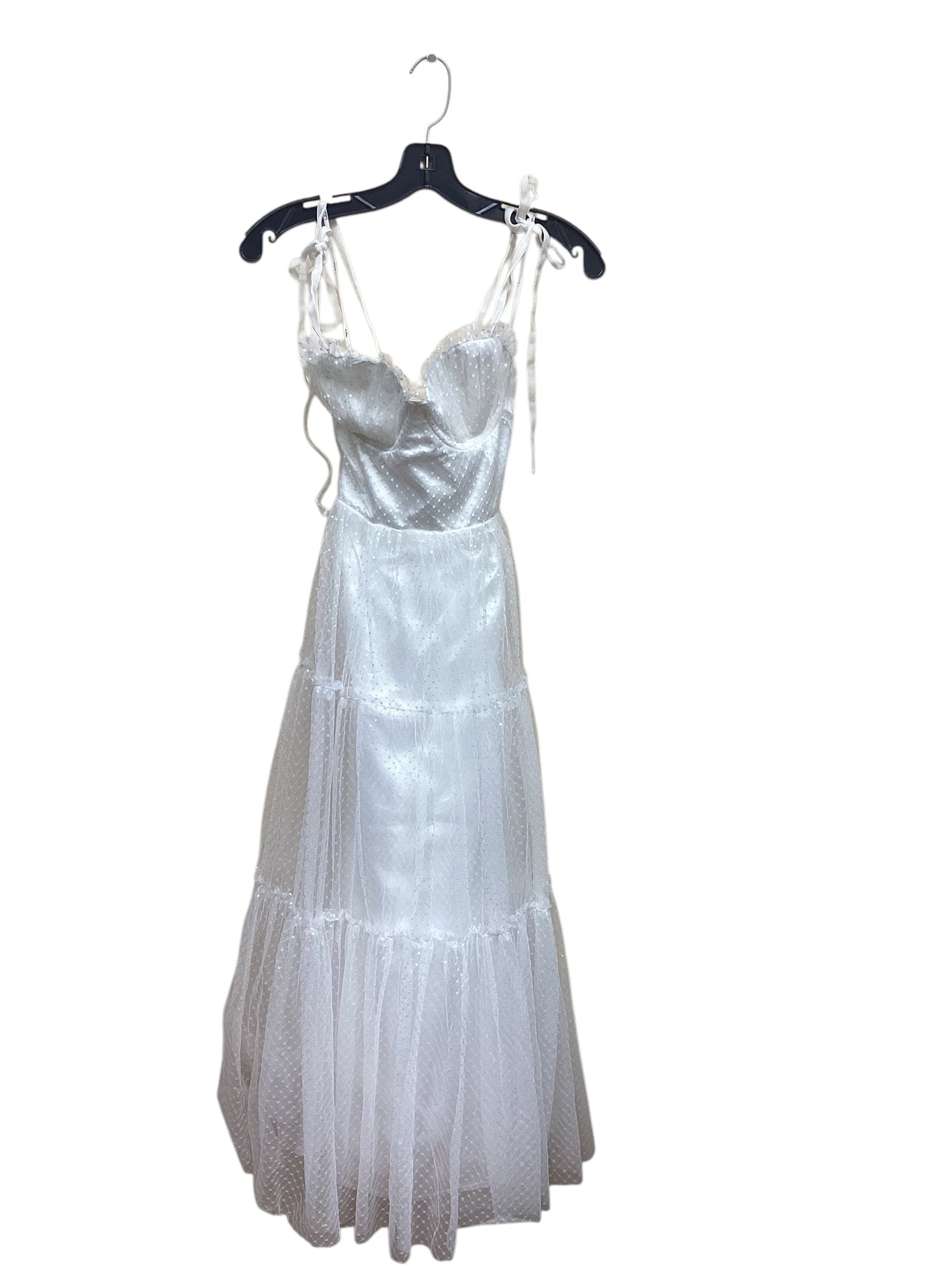 Dress Casual Maxi By Lulus In White, Size: M