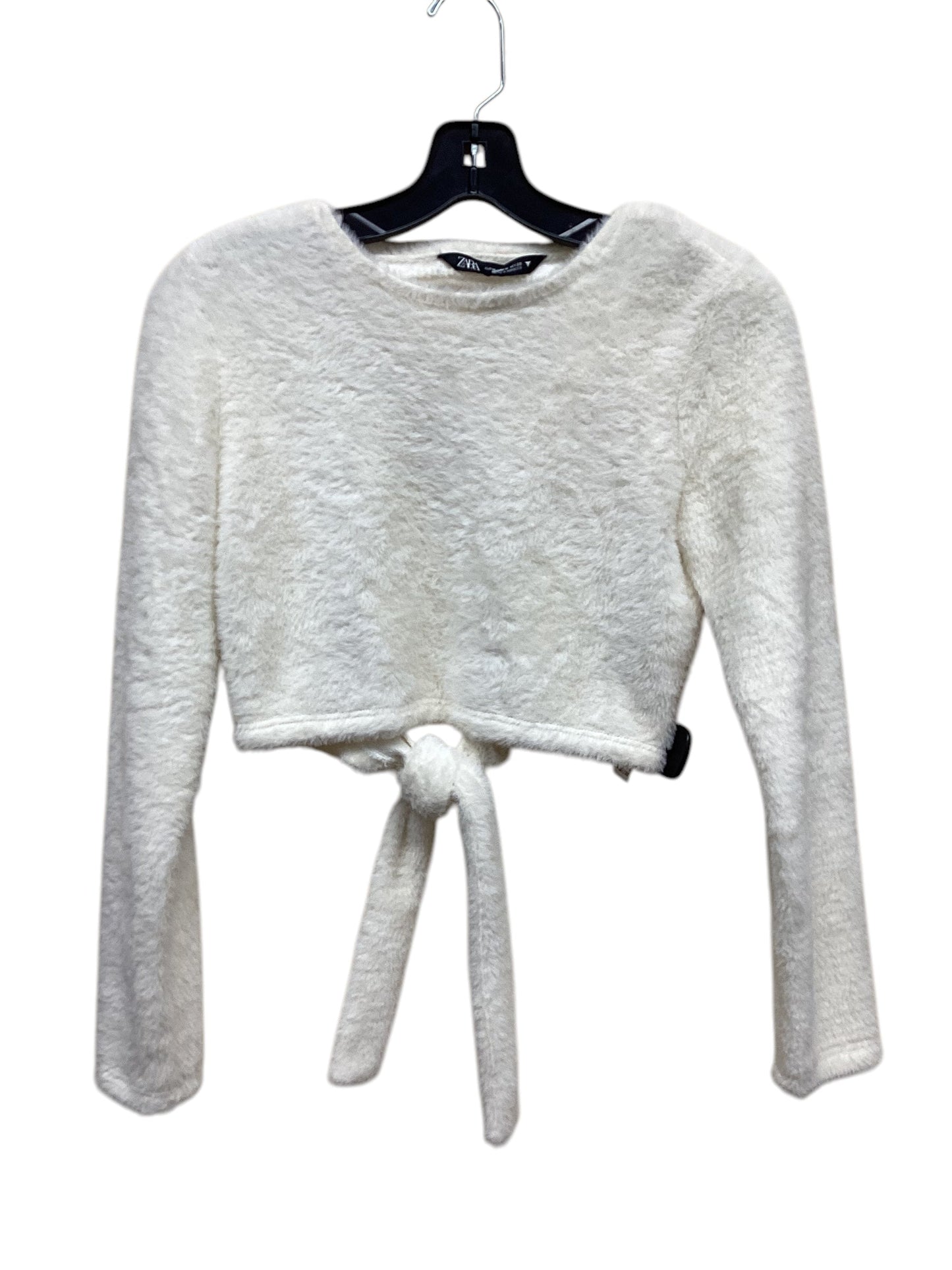 Top Long Sleeve By Zara In White, Size: M