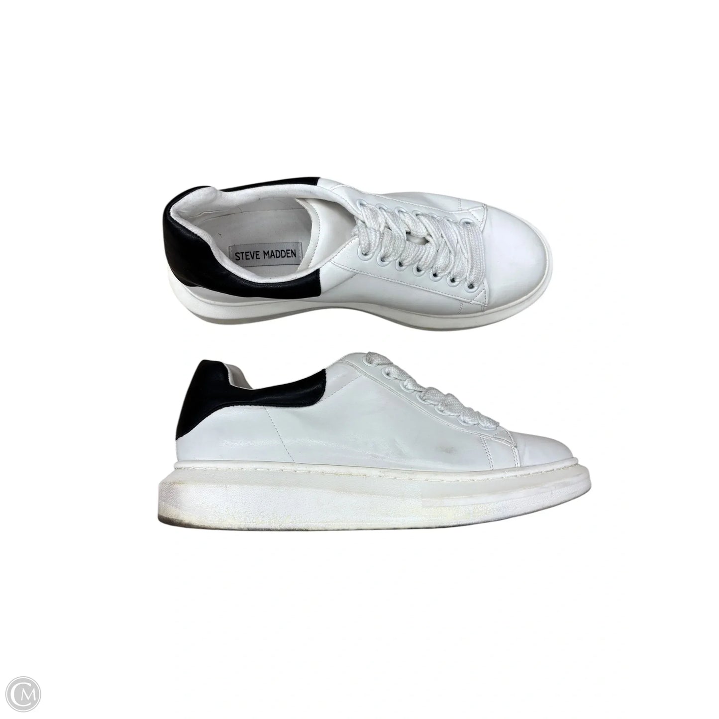Shoes Sneakers By Steve Madden In White, Size: 10