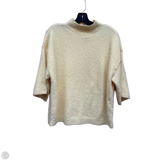 Top Short Sleeve By Abercrombie And Fitch In Yellow, Size: L