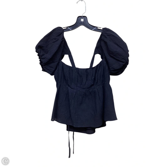 Top Short Sleeve By Astr In Black, Size: M