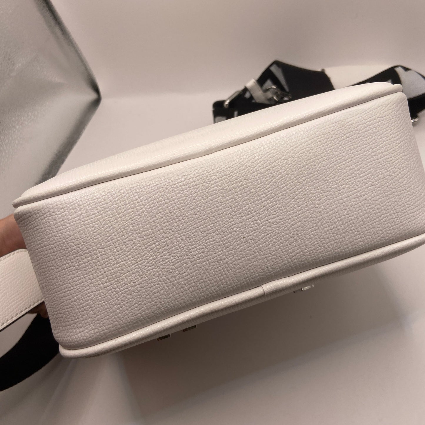Crossbody Designer By Karl Lagerfeld, Size: Medium