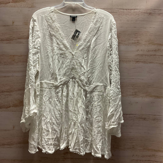 Top Long Sleeve By Torrid In White, Size: 3x