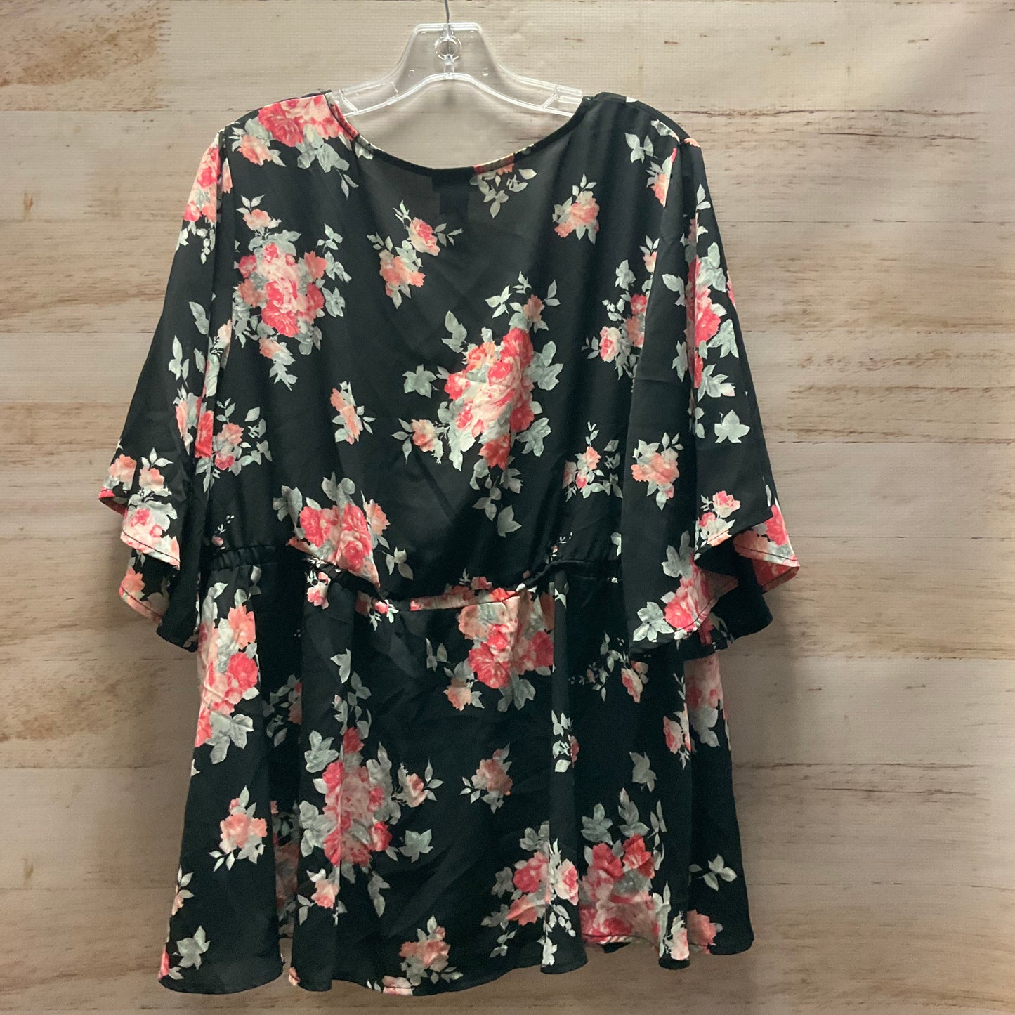 Top Short Sleeve By Torrid In Floral Print, Size: 2x