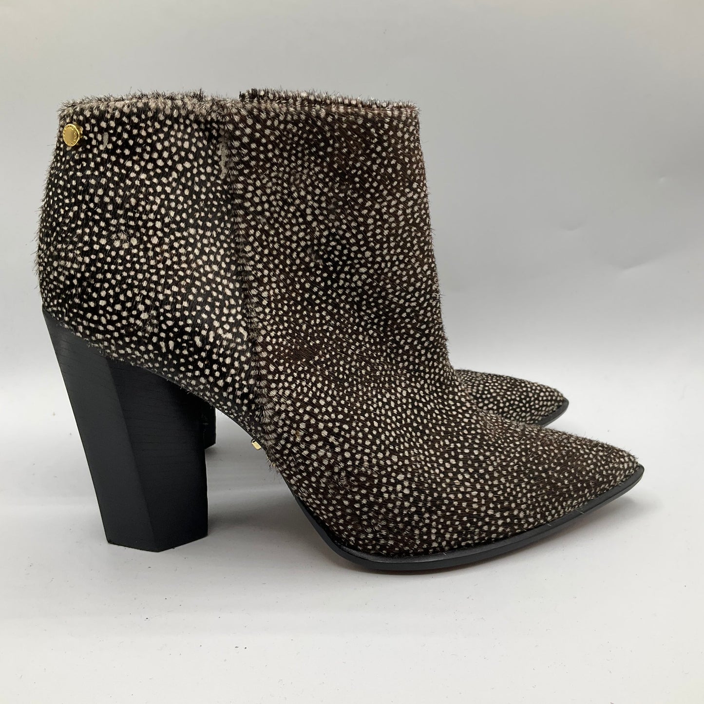 Boots Ankle Heels By Anthropologie In Animal Print, Size: 8