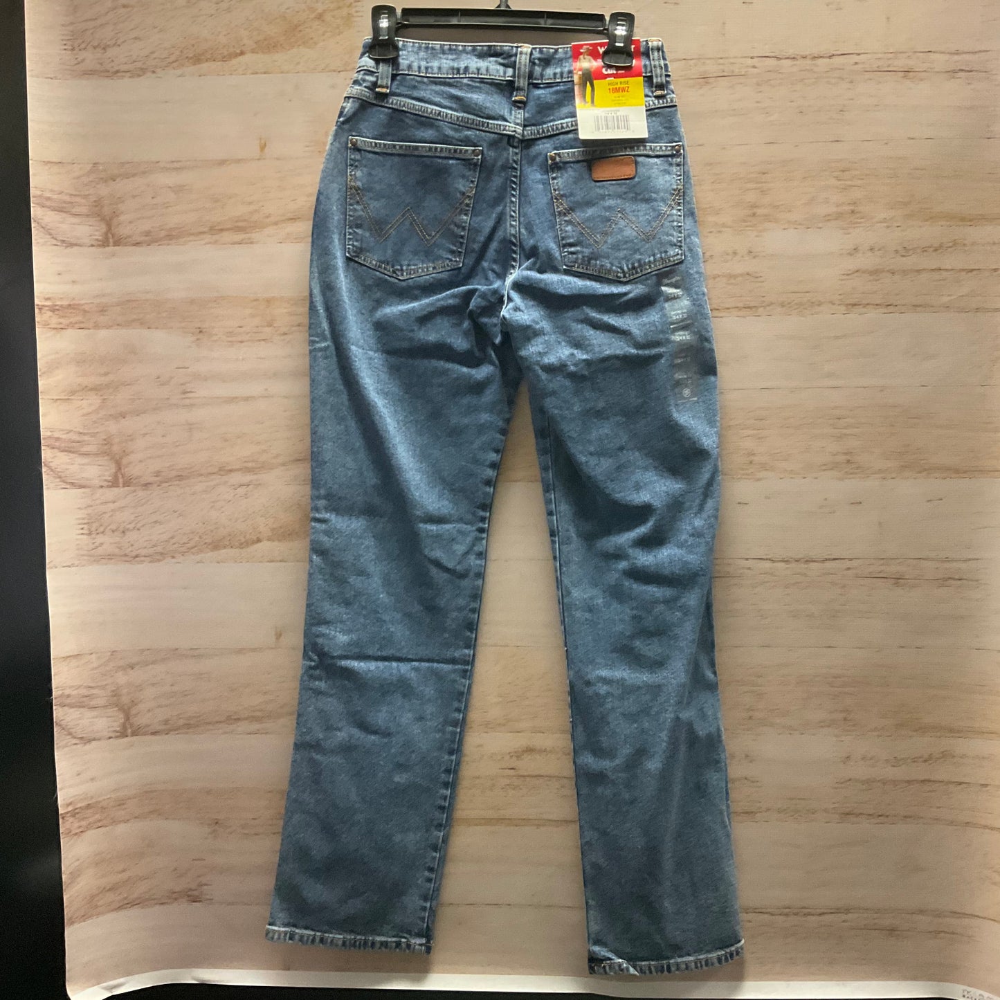 Jeans Boot Cut By Wrangler In Blue, Size: 4