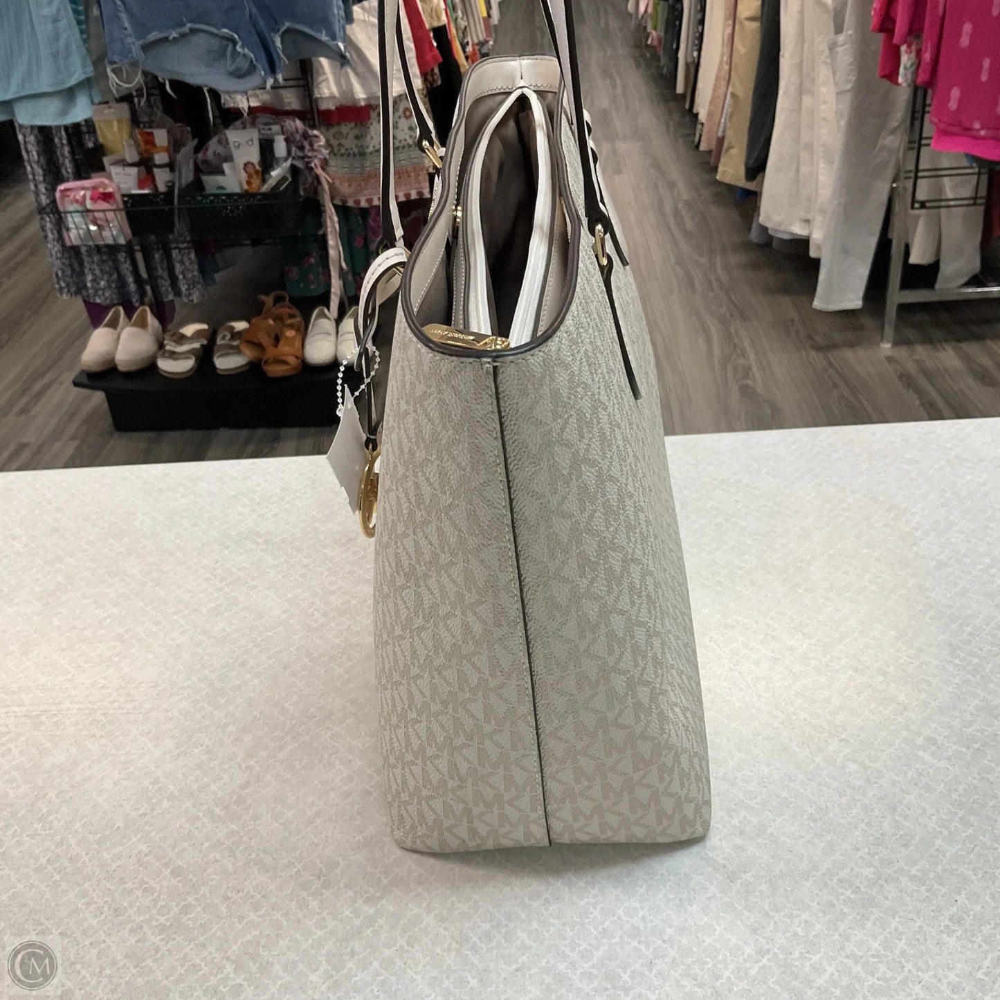 Handbag Designer By Michael Kors, Size: Large