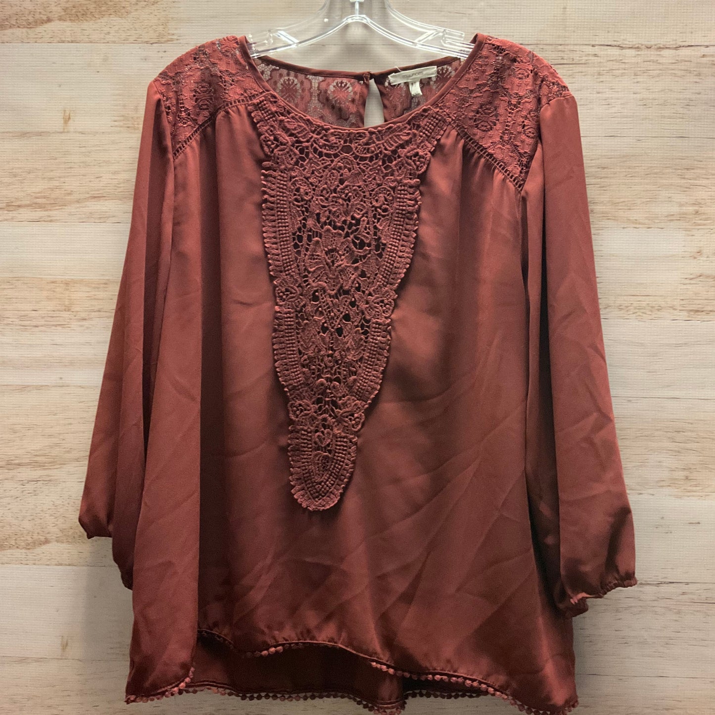 Top Long Sleeve By Maurices In Red, Size: 2x