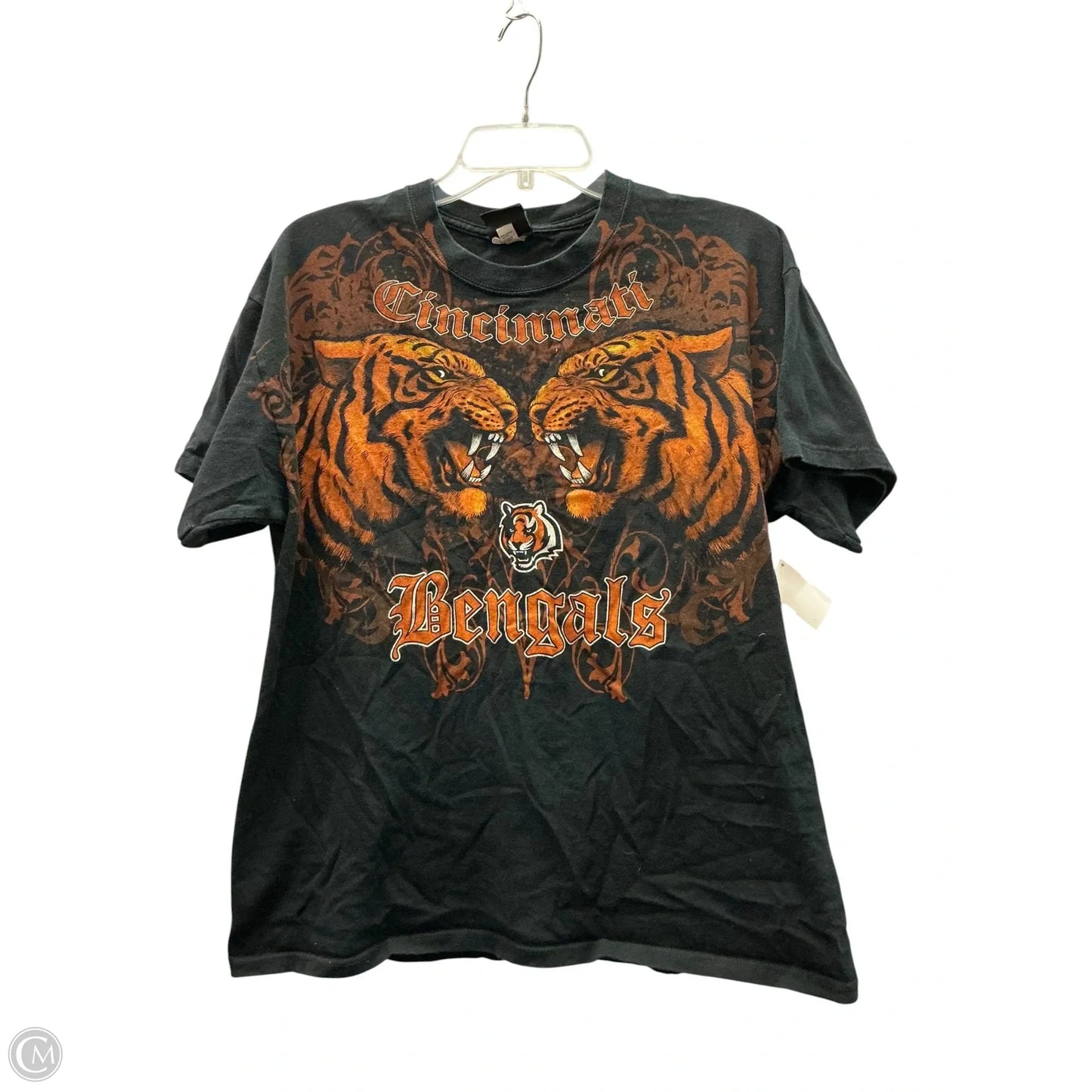 Top Short Sleeve By Clothes Mentor In Black, Size: L