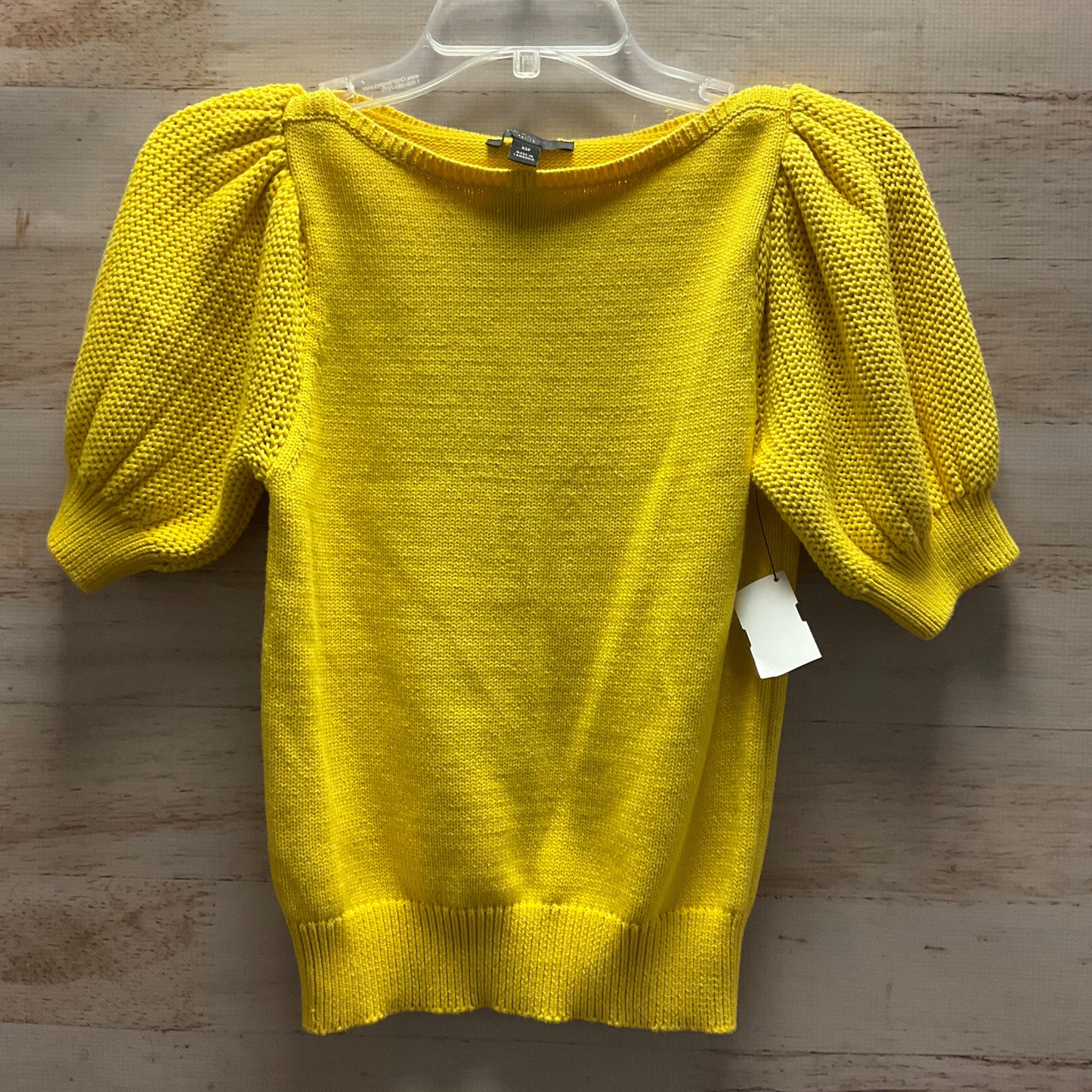 Top Short Sleeve By Ann Taylor In Yellow, Size: Xs