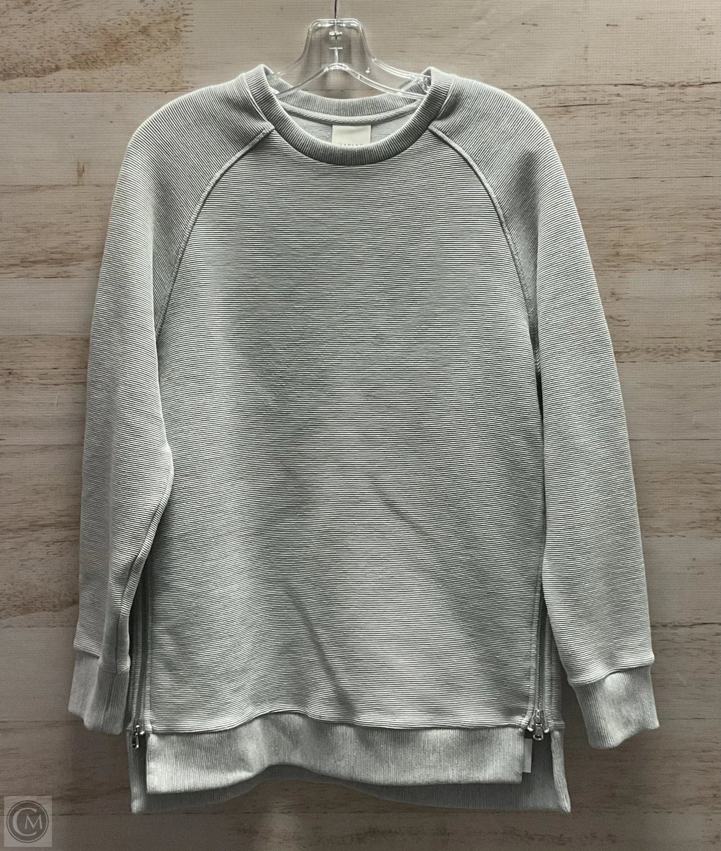 Sweatshirt Crewneck By Varley In Grey, Size: S