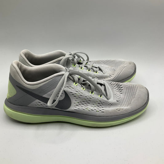 Shoes Athletic By Nike In Green & Grey, Size: 8.5