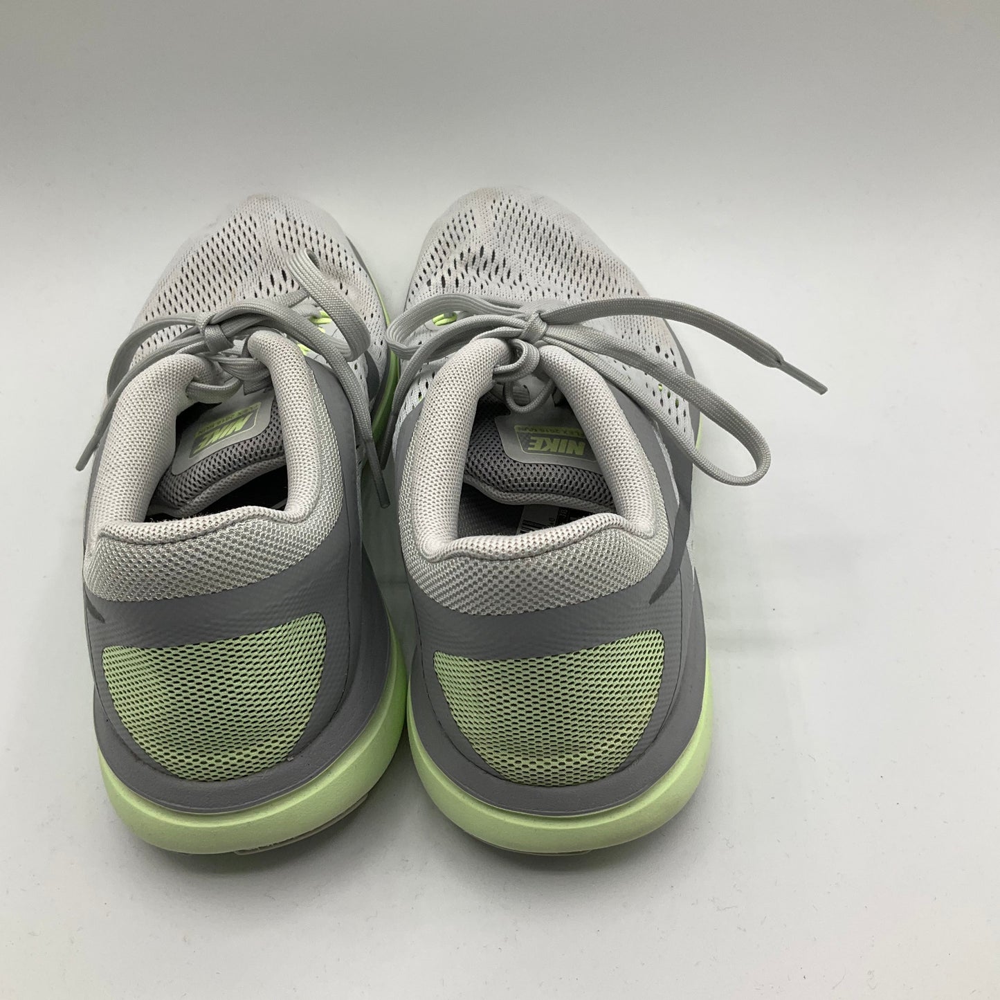 Shoes Athletic By Nike In Green & Grey, Size: 8.5