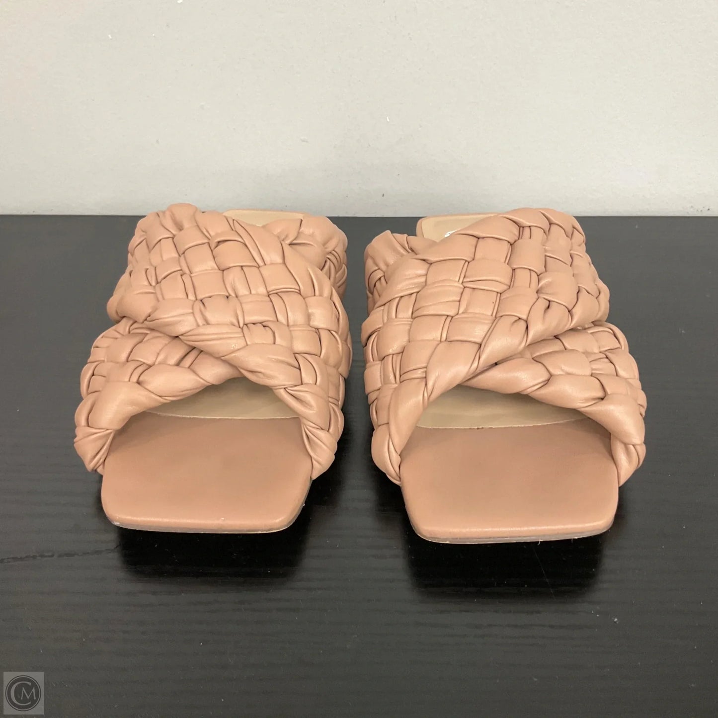 Sandals Flats By Steve Madden In Tan, Size: 7