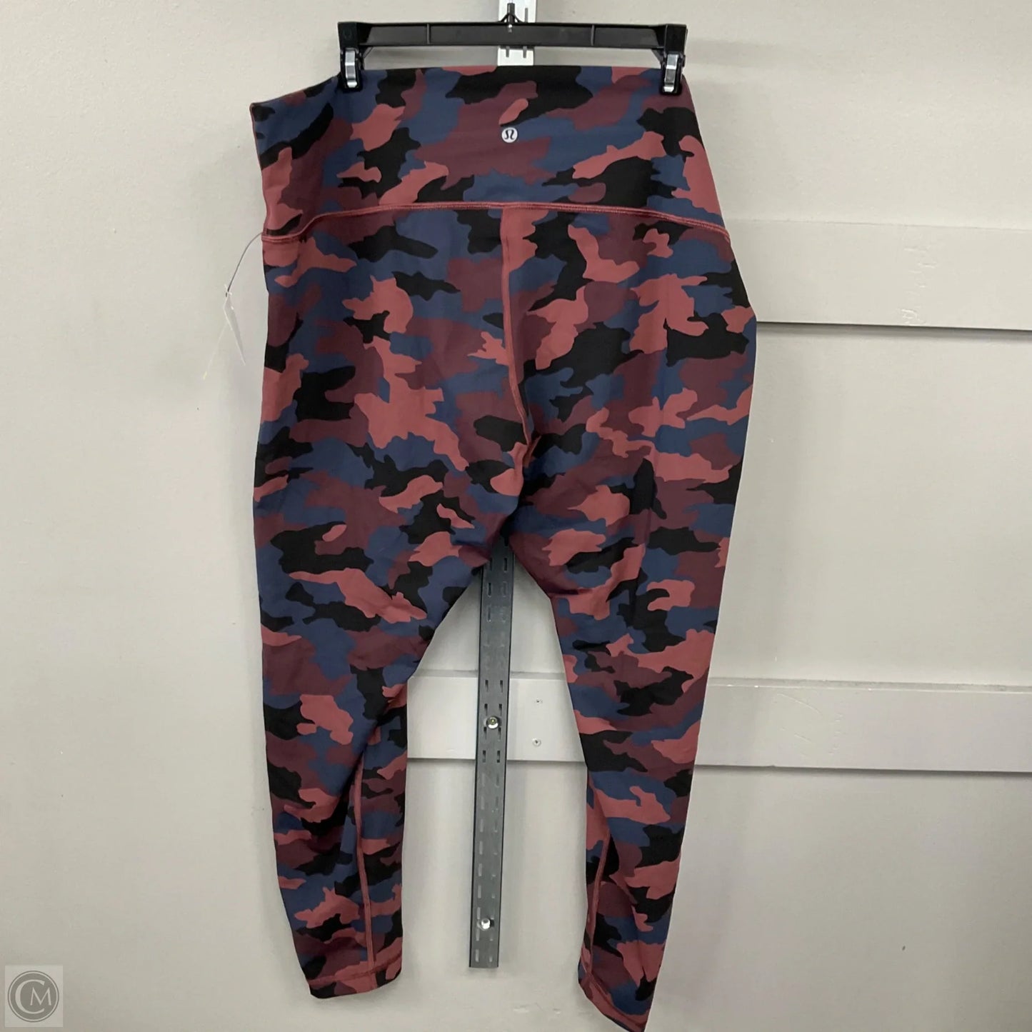 Athletic Leggings By Lululemon In Camouflage Print, Size: 20