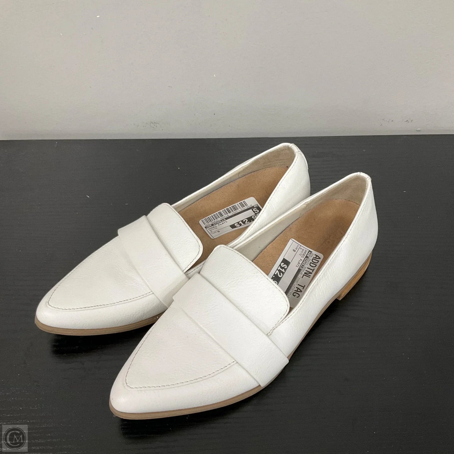 Shoes Flats By Dr Scholls In White, Size: 9