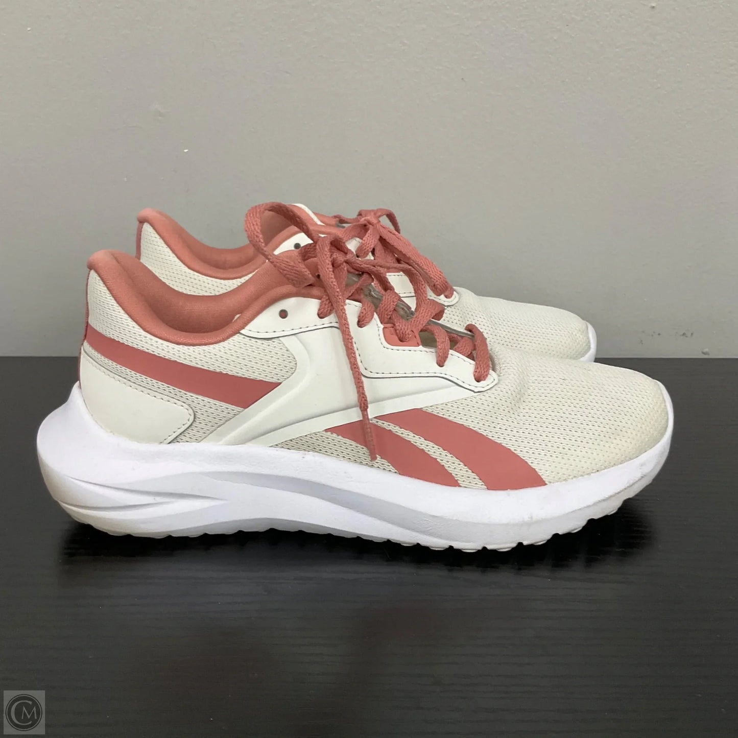 Shoes Athletic By Reebok In Cream & Salmon, Size: 7