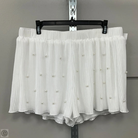 Shorts By Waverless In White, Size: 2x
