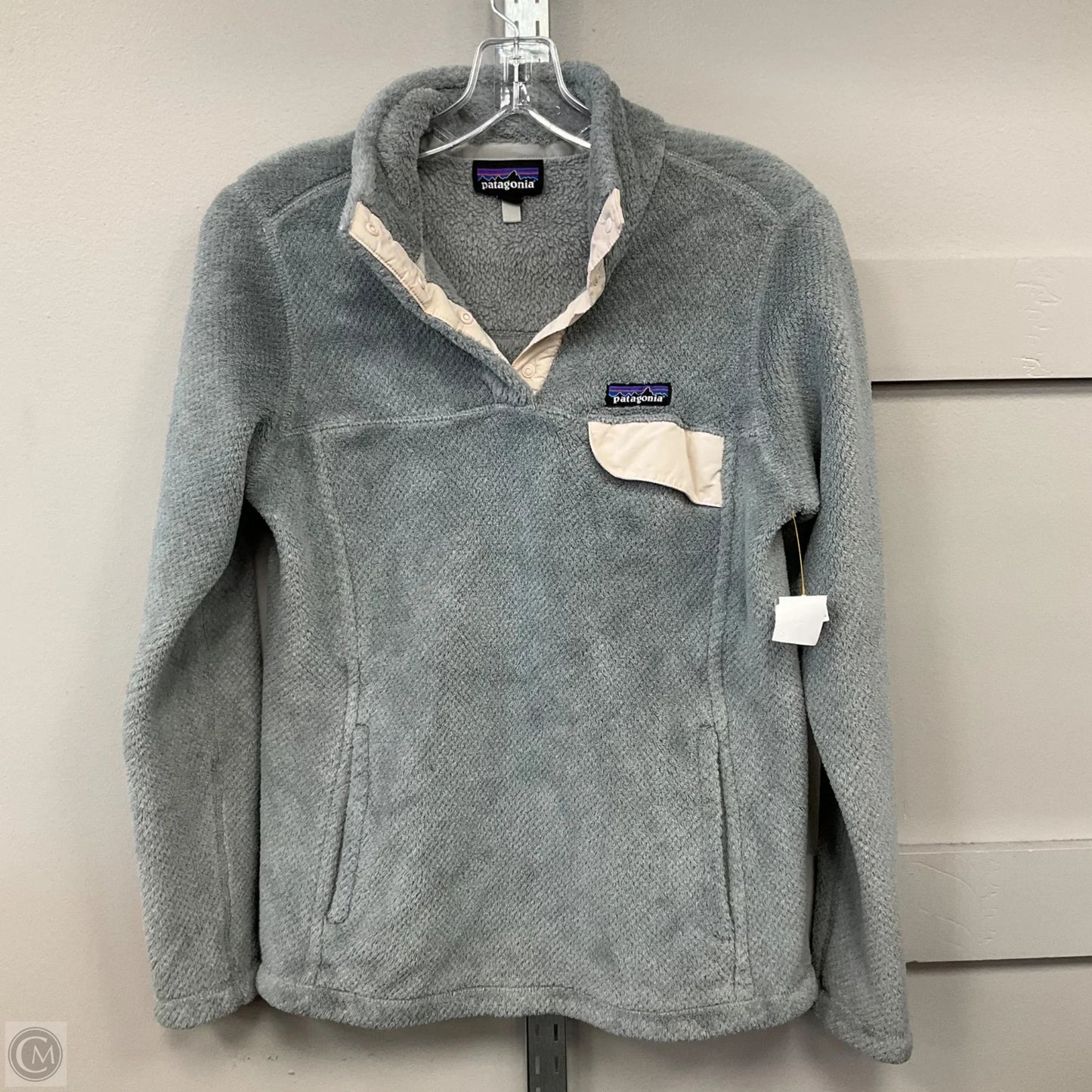 Sweatshirt Collar By Patagonia In Grey, Size: M