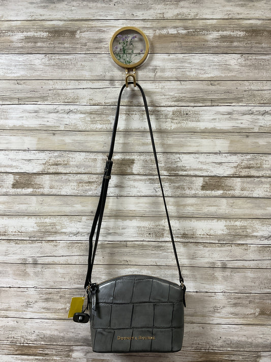 Crossbody Designer By Dooney And Bourke In Green, Size:Small