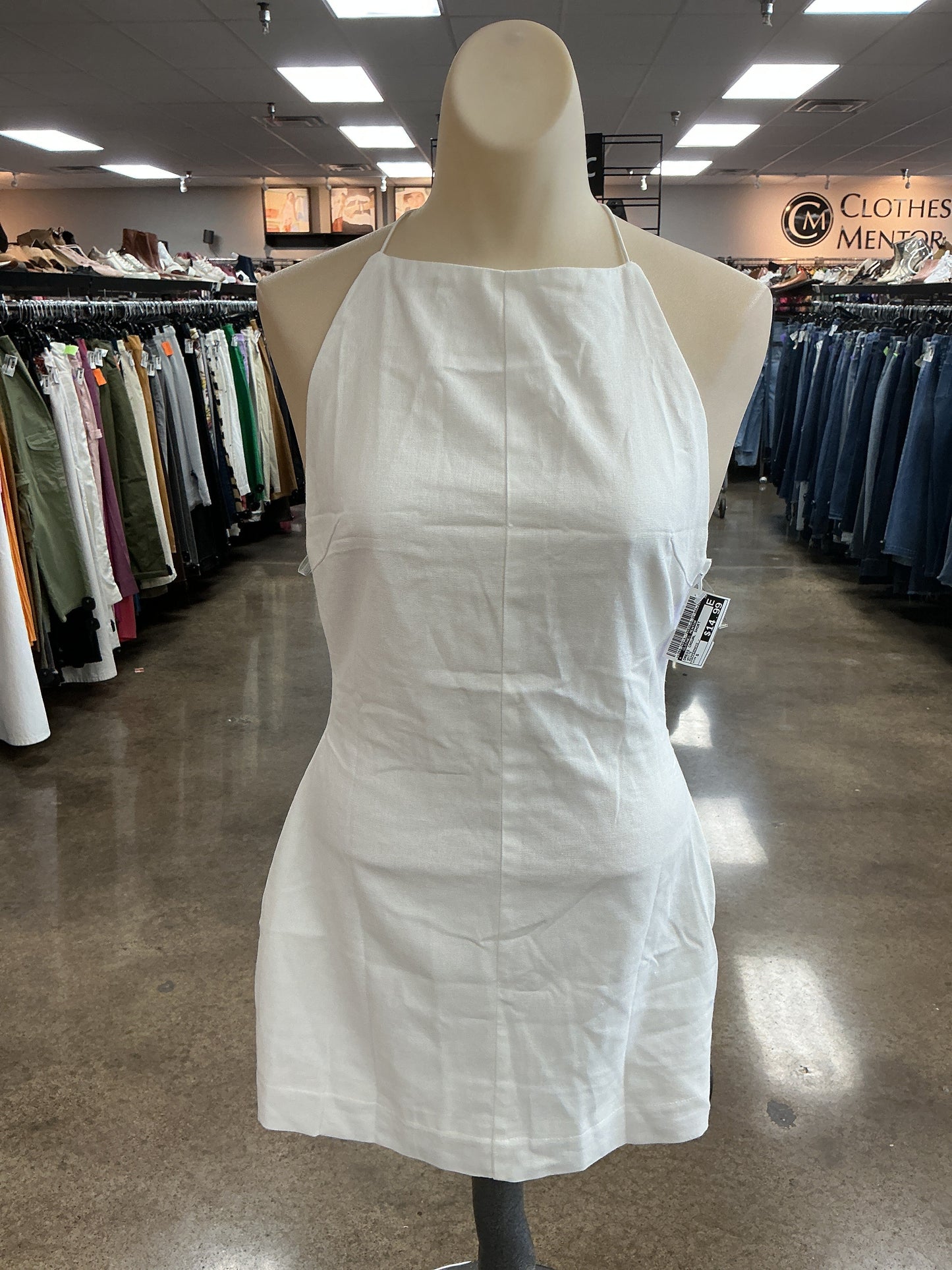 Dress Casual Short By Clothes Mentor In White, Size:S