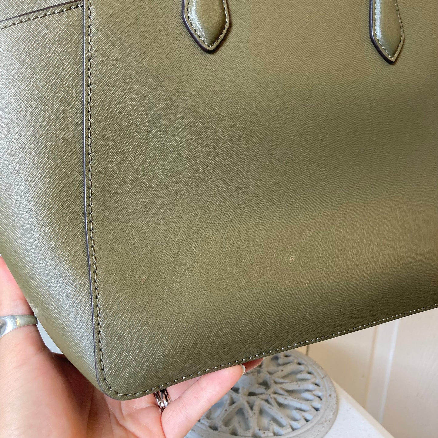 Handbag Designer By Michael Kors In Green, Size:Medium