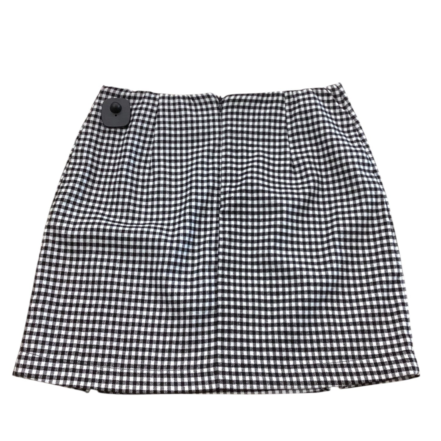 Skirt Mini & Short By Love On A Hanger In Checkered Pattern, Size: 8