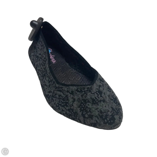 Shoes Flats By Skechers In Grey, Size: 6